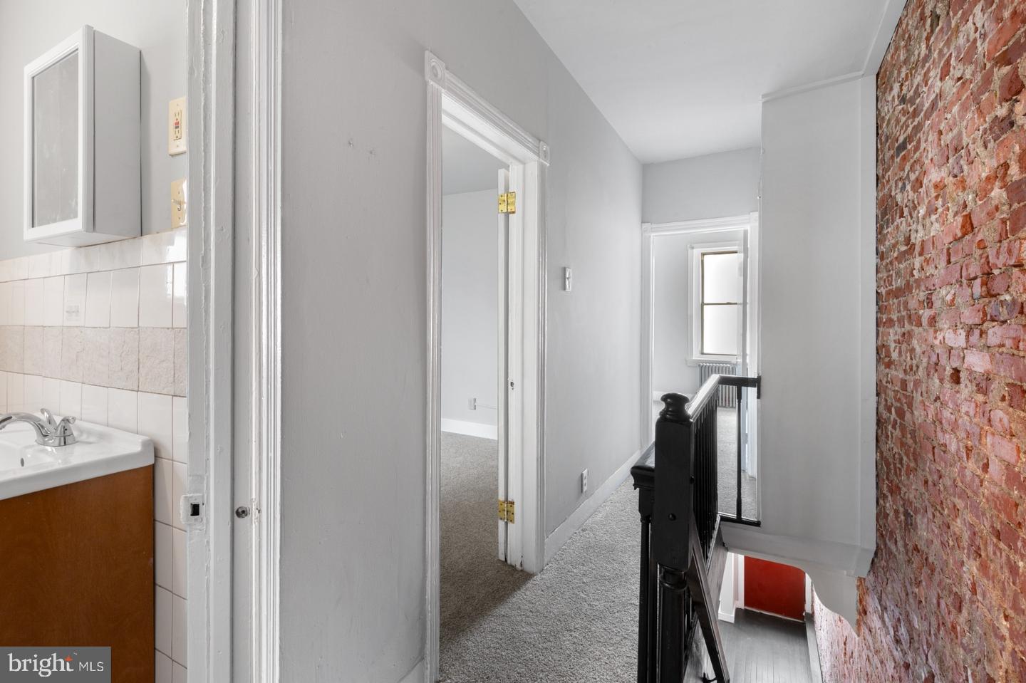 2341 Watkins St Property Photo 13