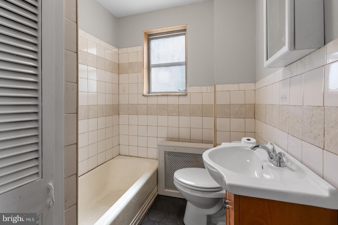 2341 Watkins St Property Photo 22
