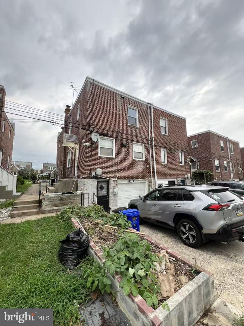 1128 Knorr St Property Photo 10