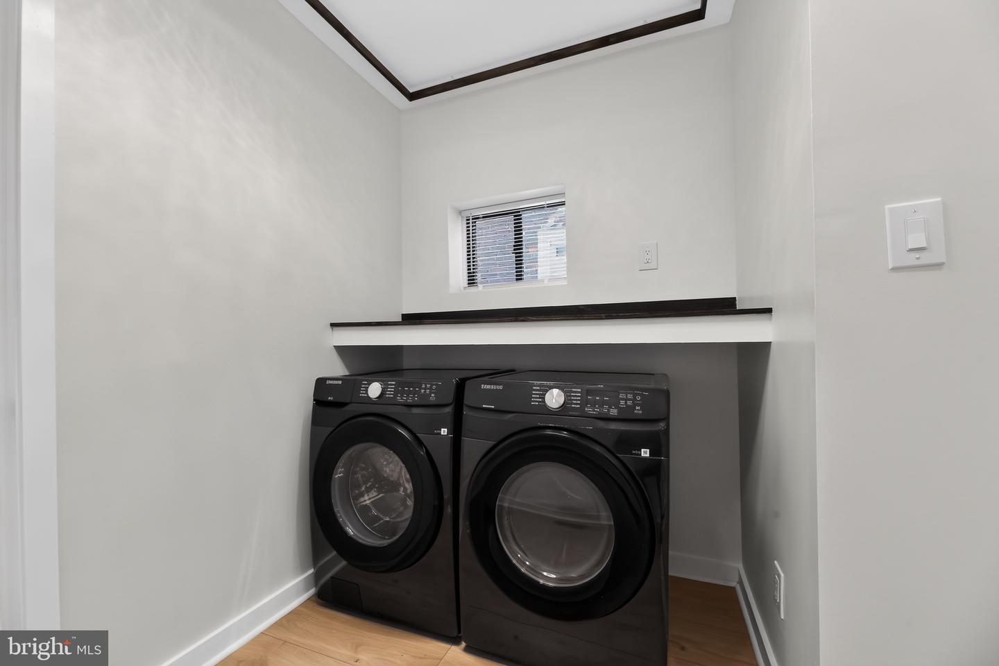 3432 Amber St Property Photo 17
