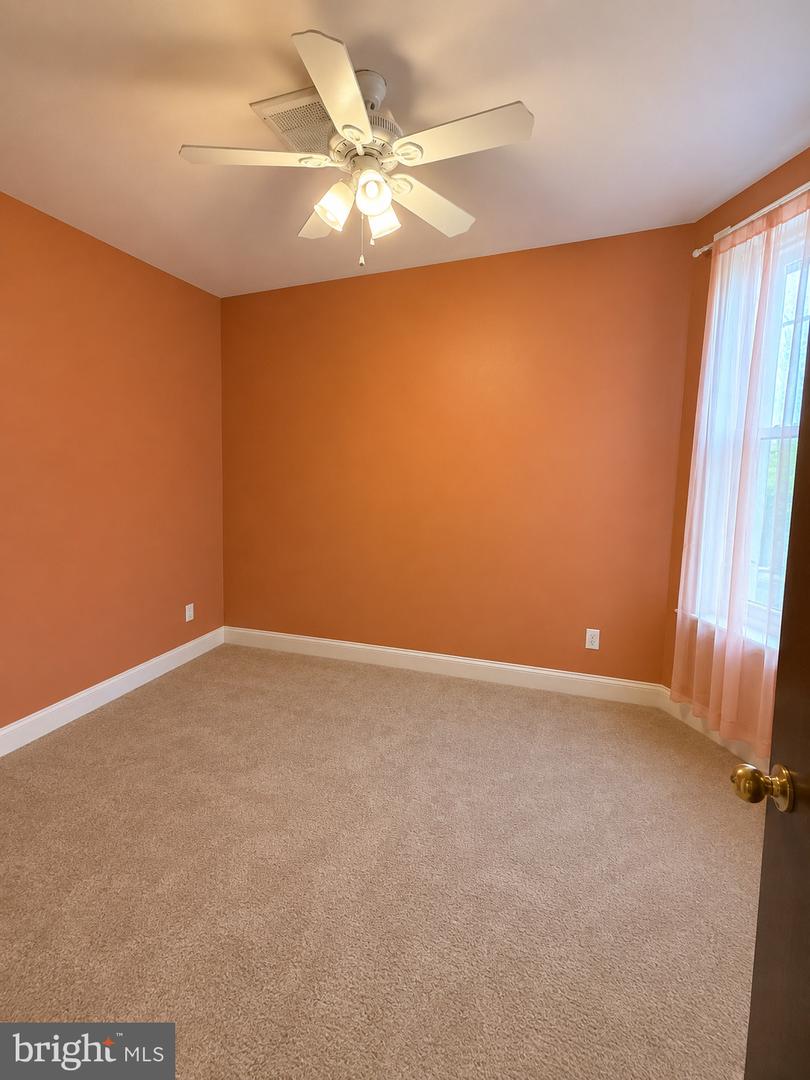 204 W Clapier St Property Photo 8