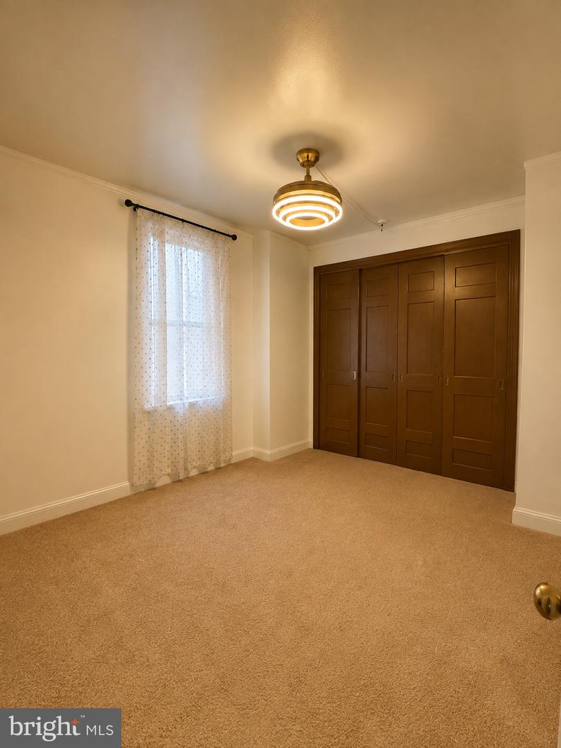 204 W Clapier St Property Photo 9