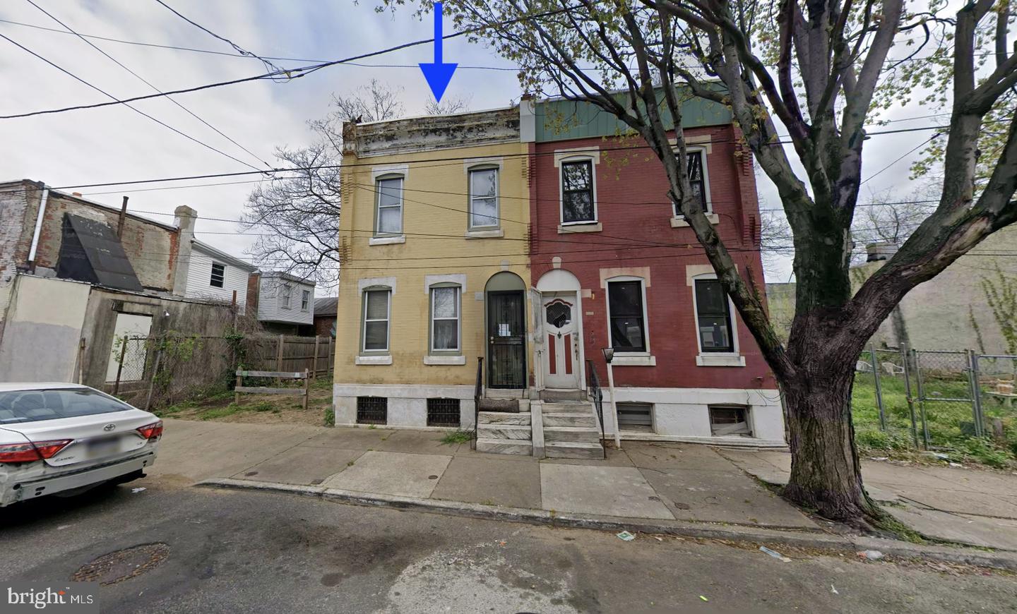 2543 W Sergeant St Property Photo 1