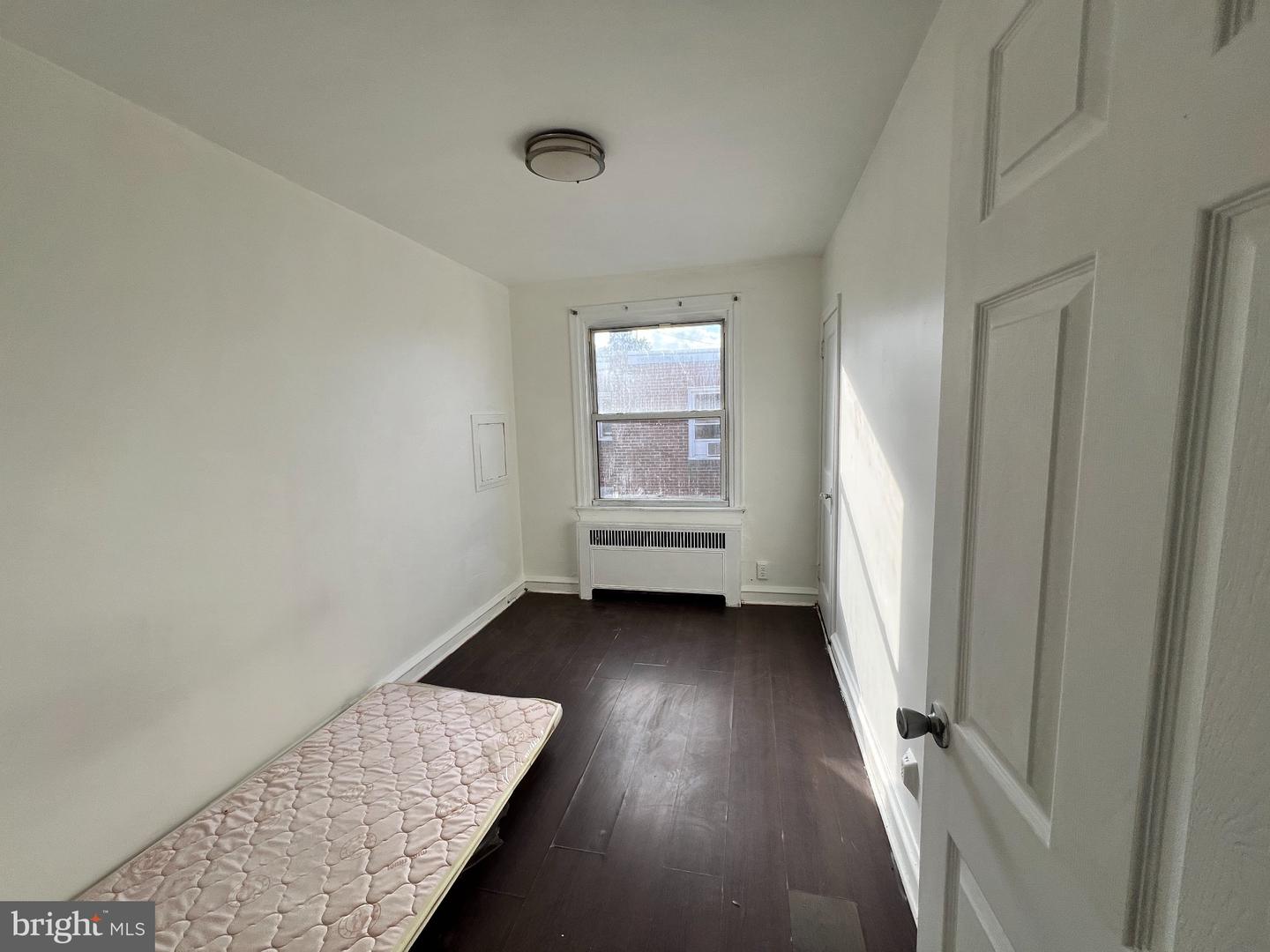 1225-00 Mc Kinley St Property Photo 10