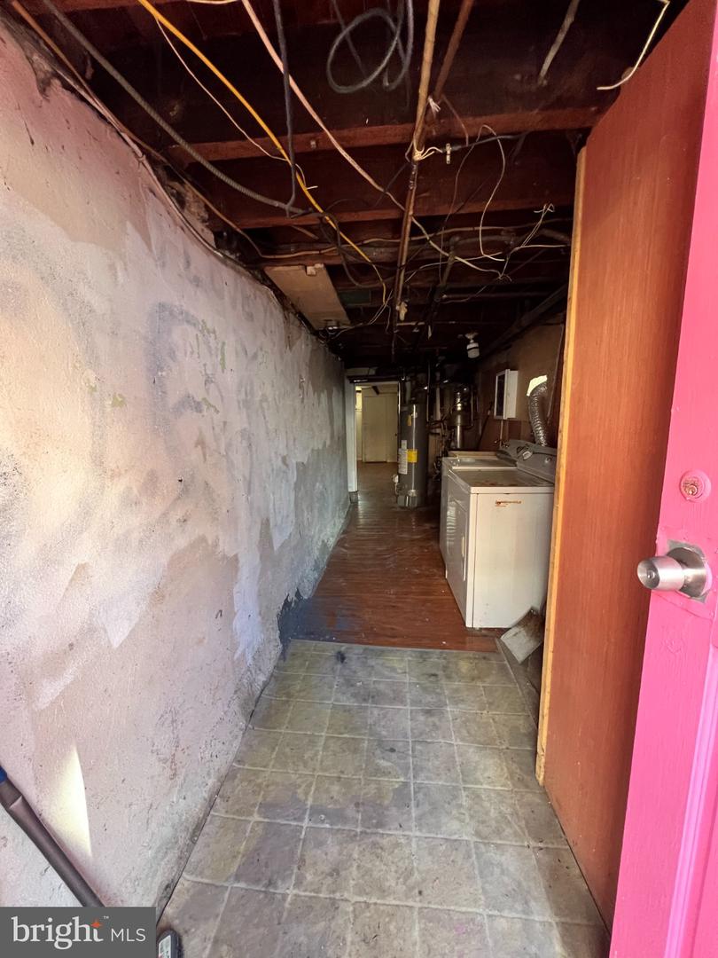 1225-00 Mc Kinley St Property Photo 15