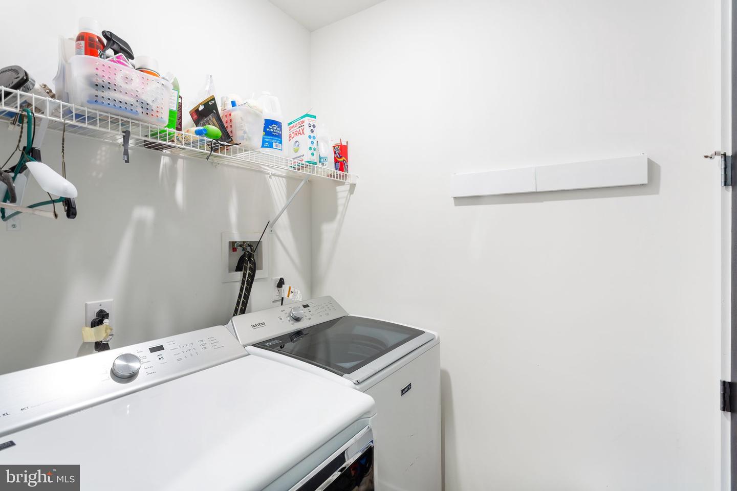 1759 Waterloo St Property Photo 25