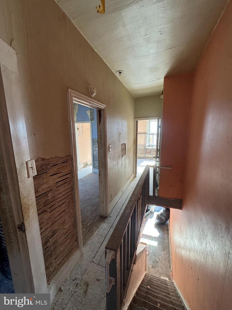 2540 N Gratz St Property Photo 11