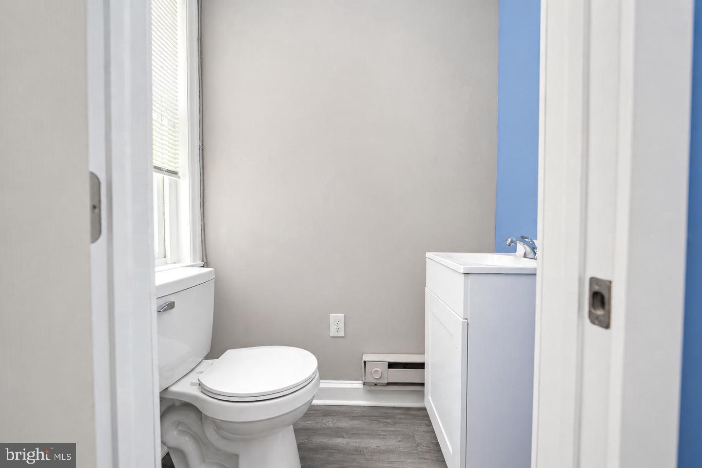 553 N Gross St Property Photo 3