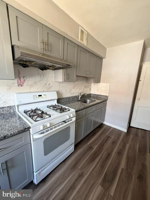 6616 Montague St Property Photo 4