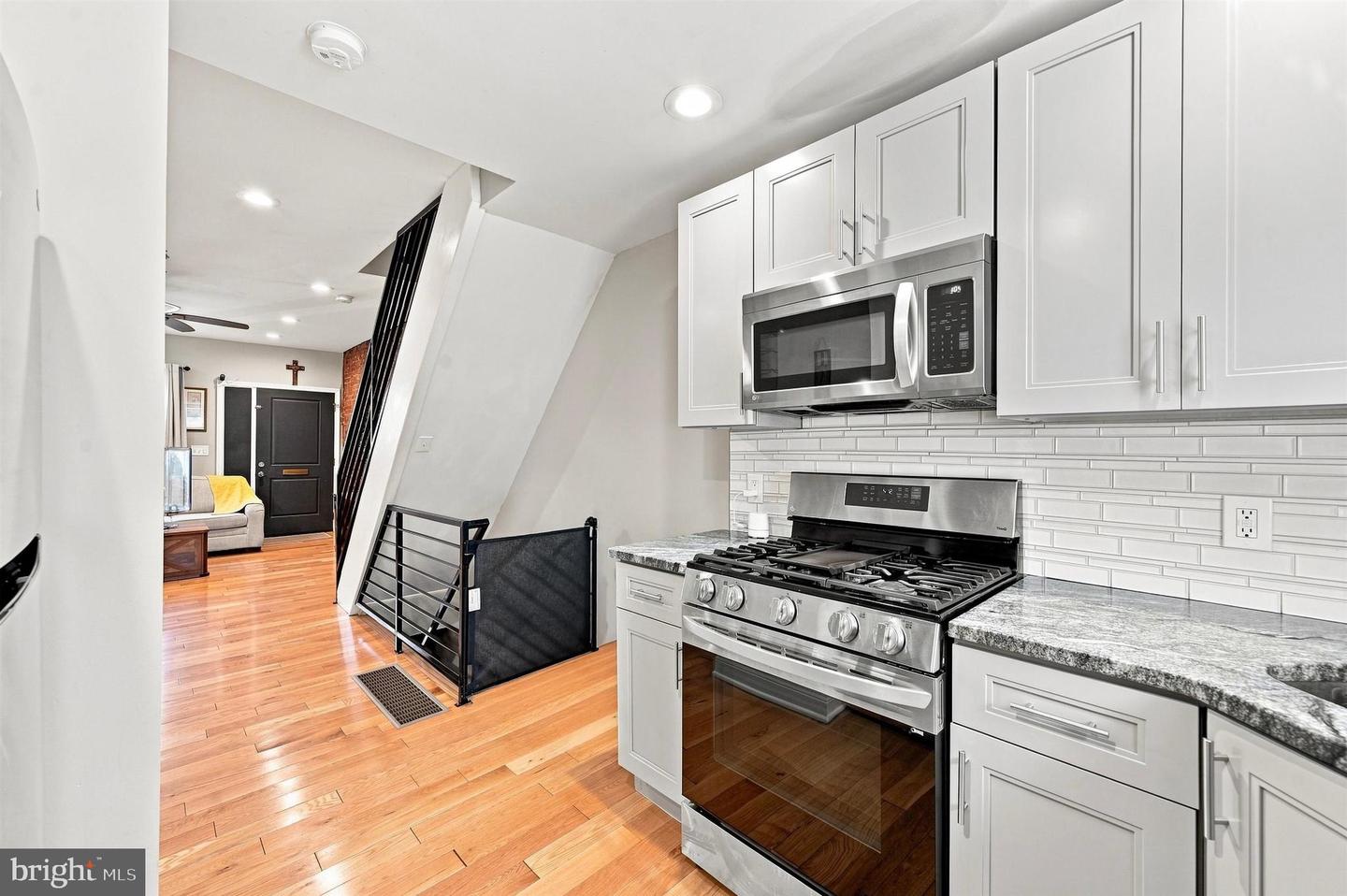 2527 S Fairhill St Property Photo 15