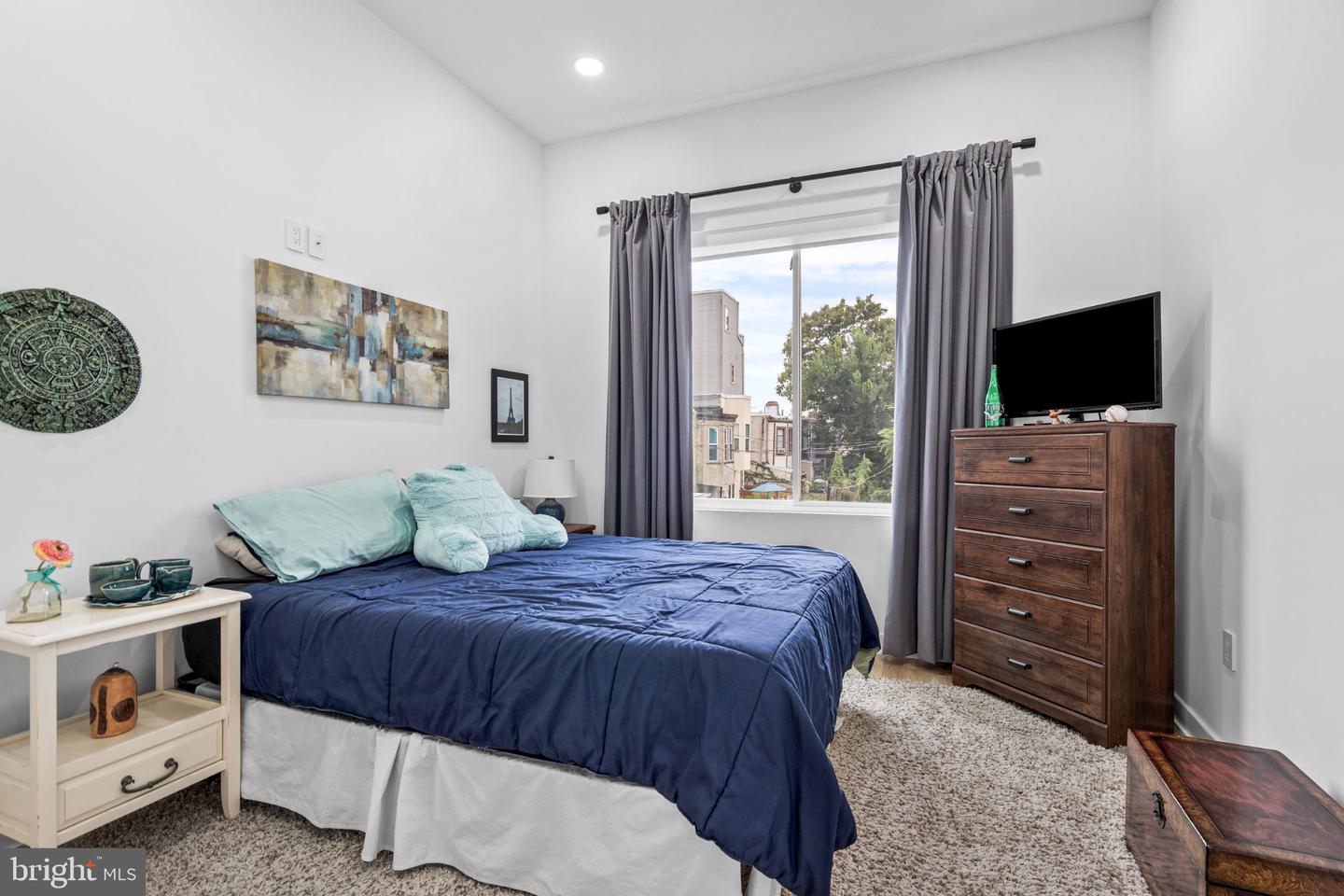 2808 W Master St #2 Property Photo 8