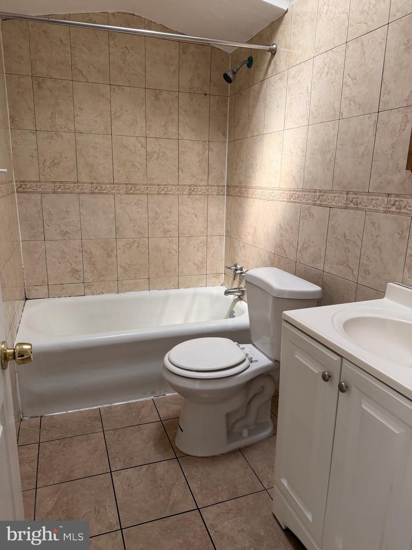 633 Brill St Property Photo 11