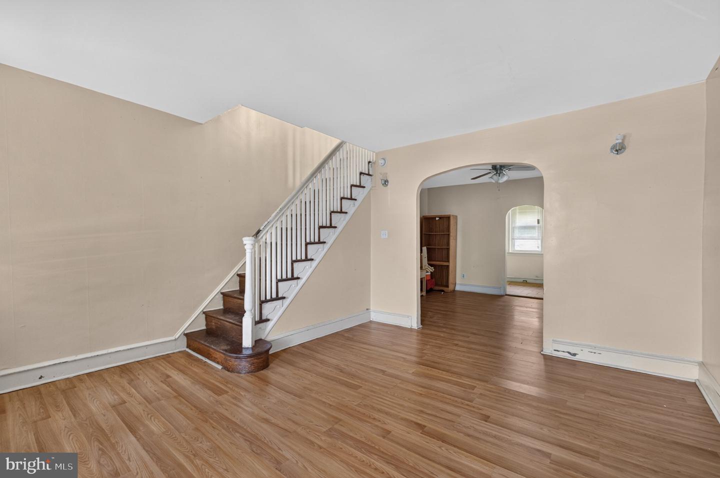 5971 Kemble Ave Property Photo 5