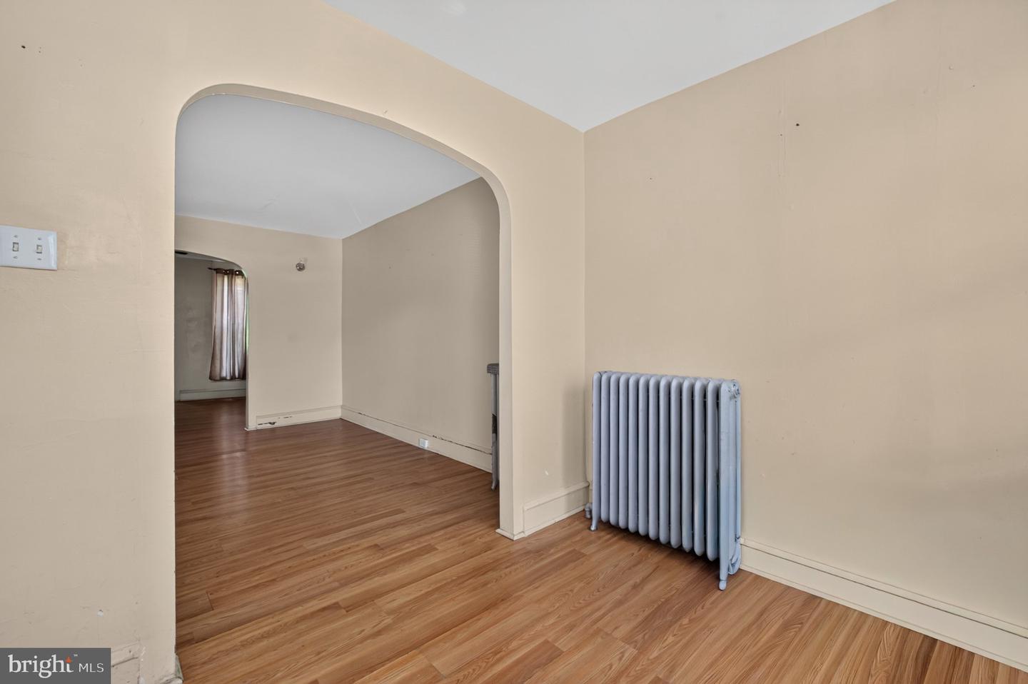 5971 Kemble Ave Property Photo 6