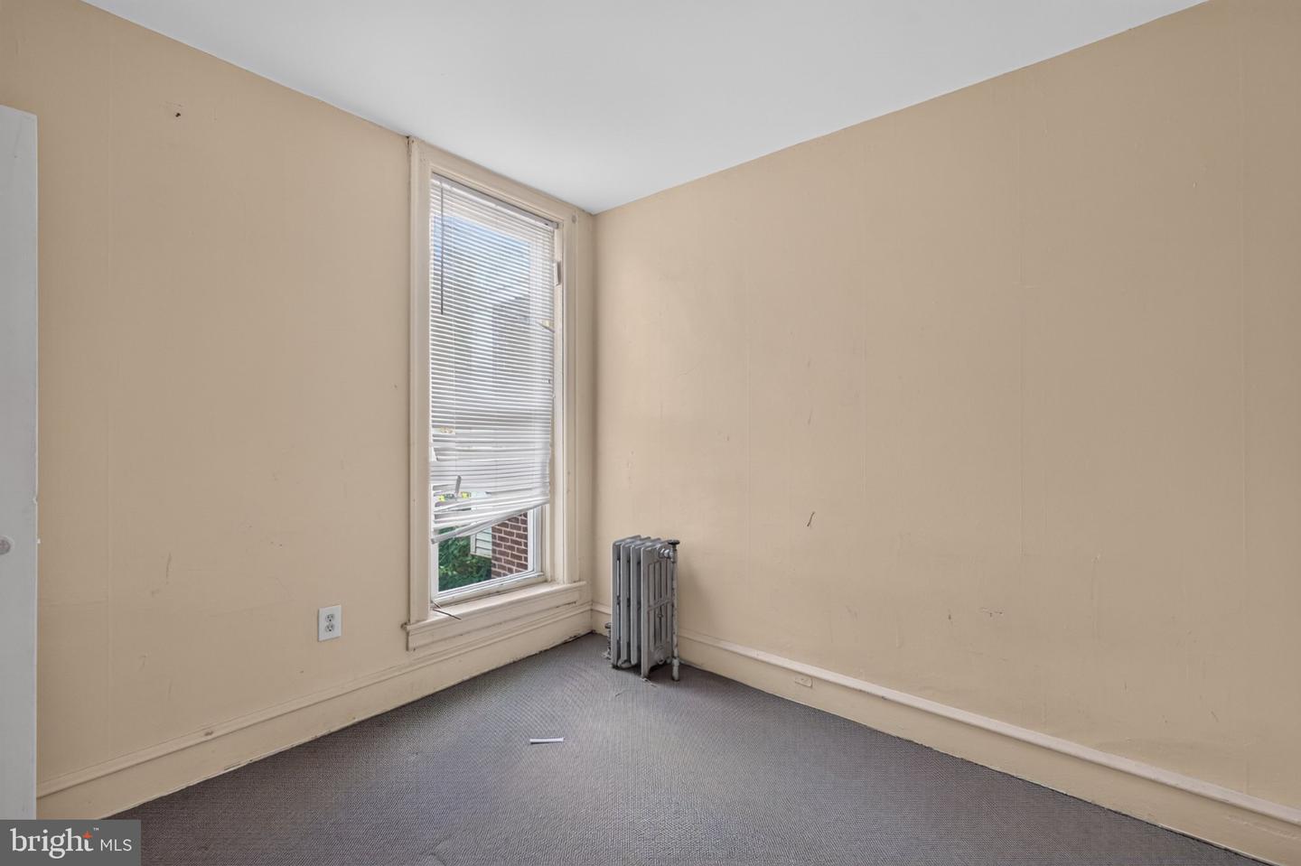 5971 Kemble Ave Property Photo 14