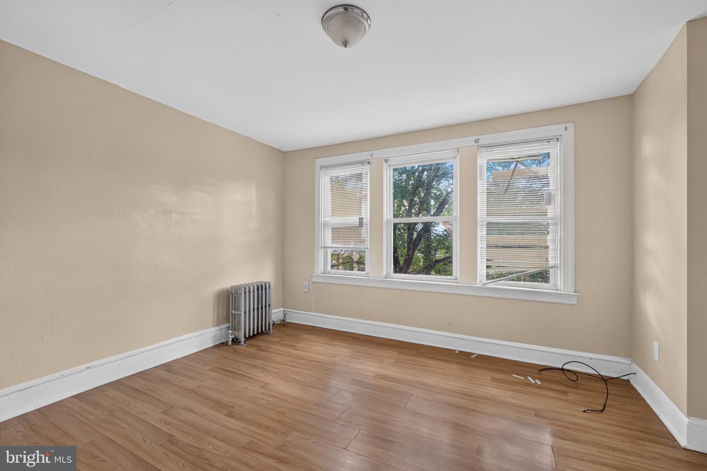 5971 Kemble Ave Property Photo 16