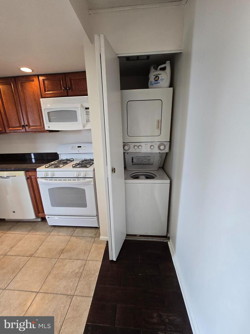 1326 Spruce St #1208 Property Photo 8