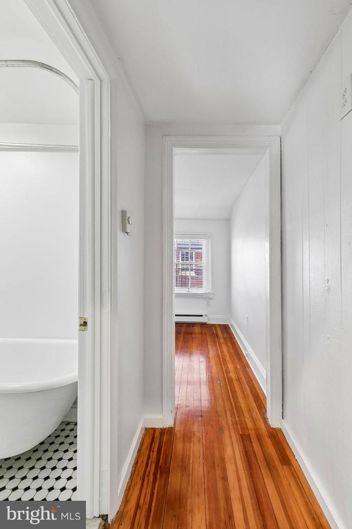 320 S Juniper St Property Photo 47