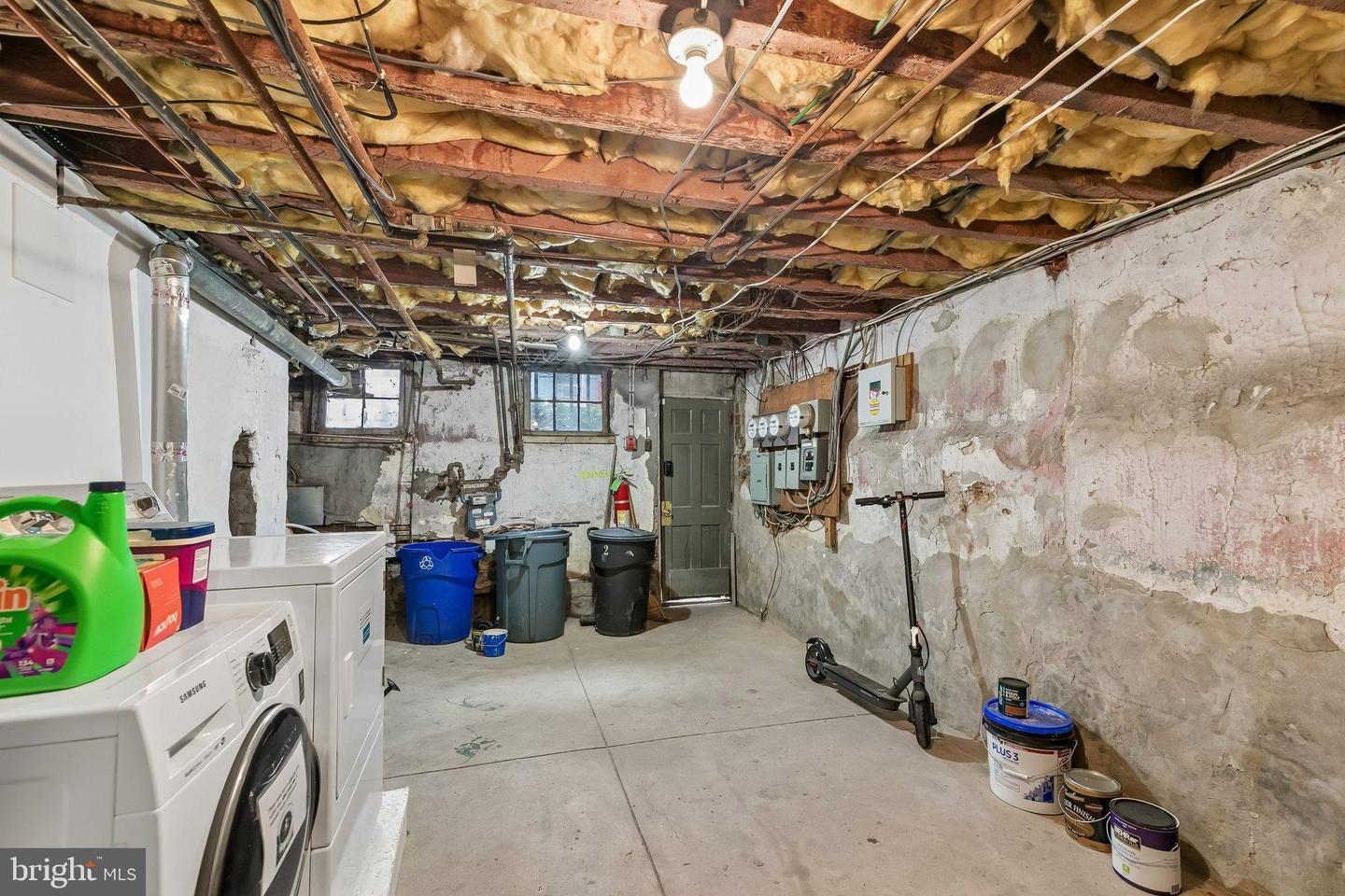 320 S Juniper St Property Photo 53
