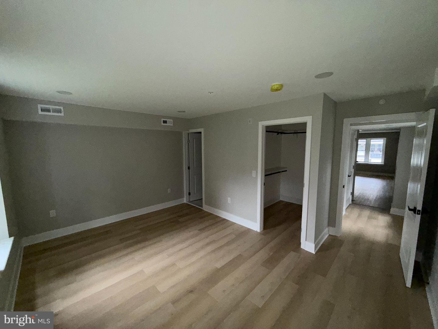 1201 Lindley Ave #2 Property Photo 4