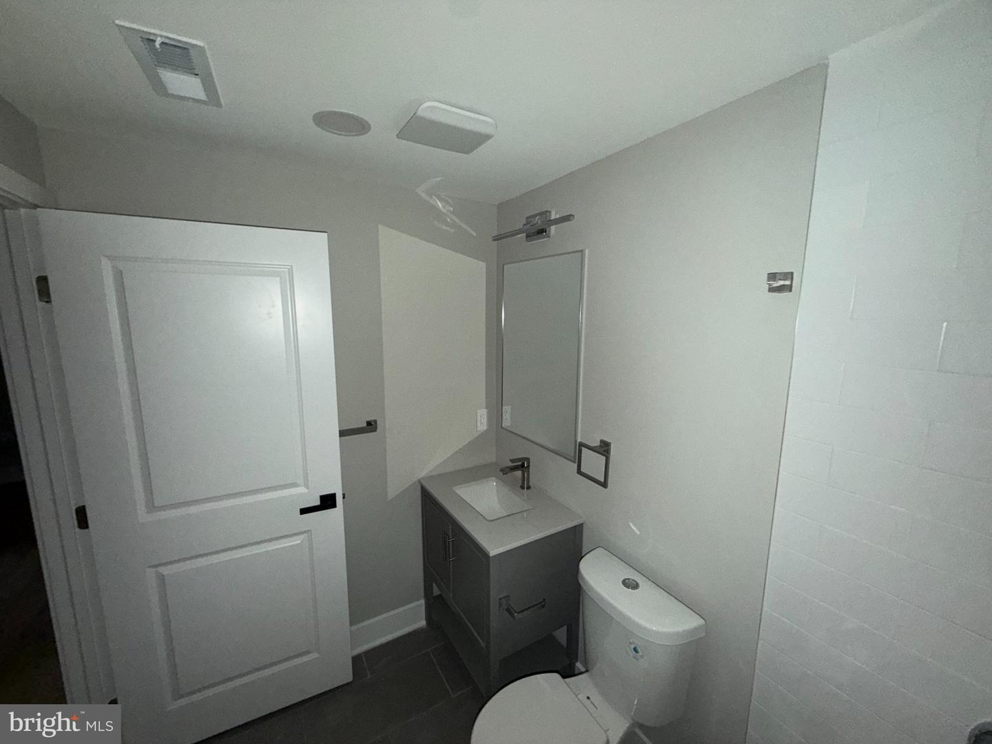 1201 Lindley Ave #2 Property Photo 18
