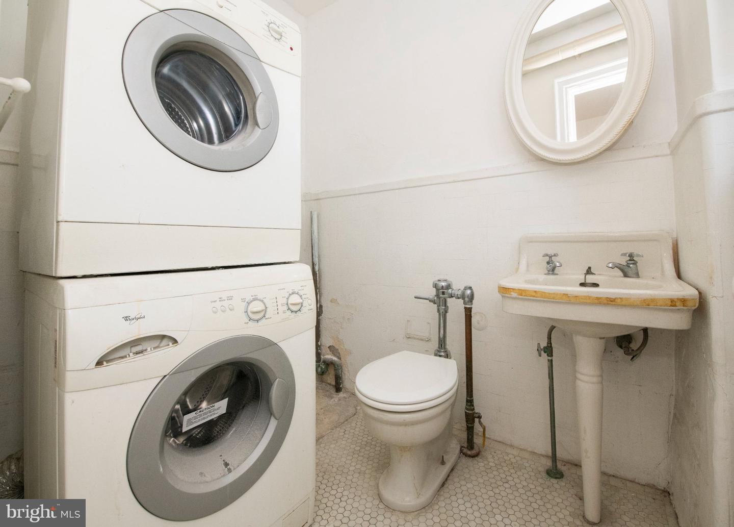 4621-00 Pine St #g210 Property Photo 20