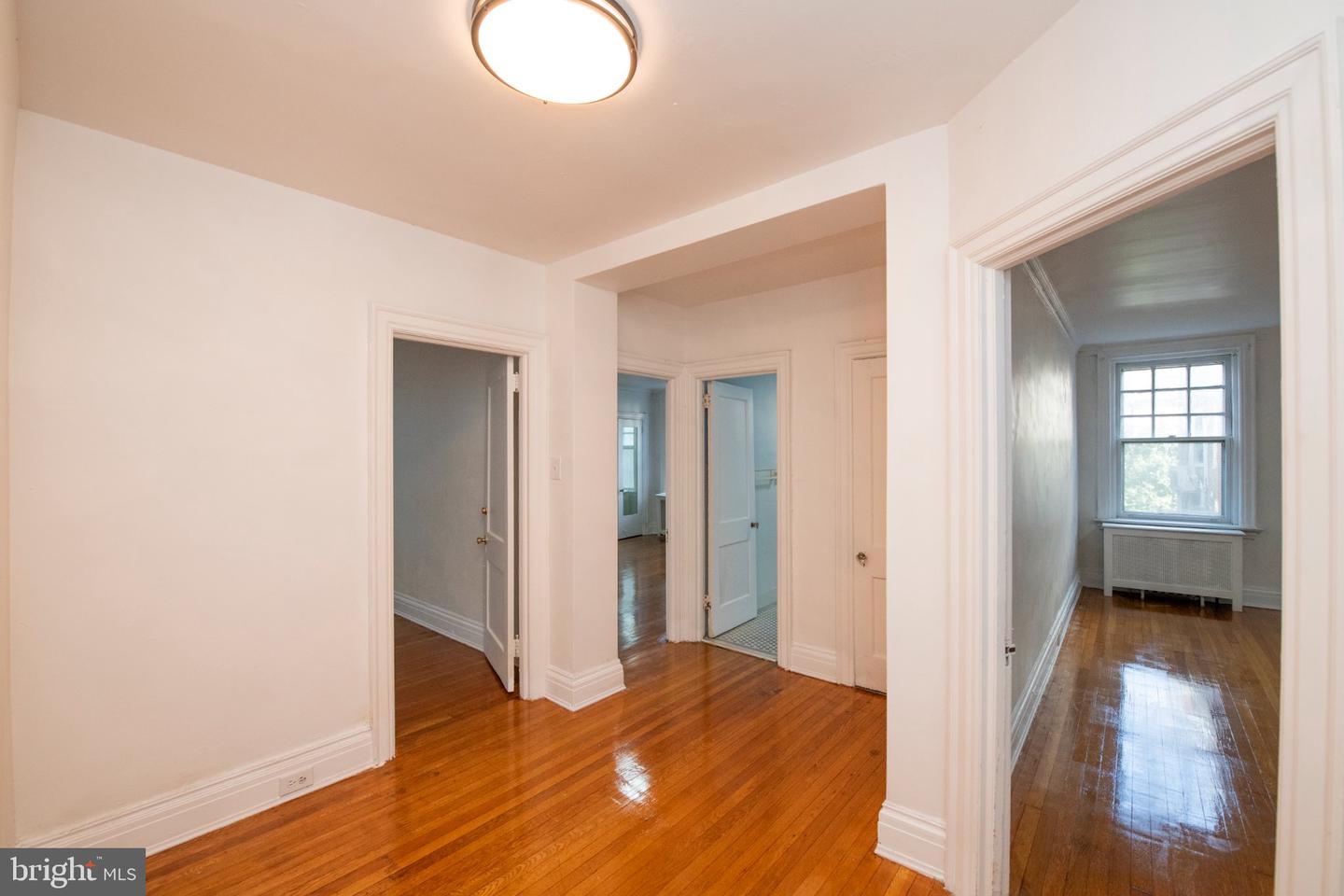 4621-00 Pine St #g210 Property Photo 22