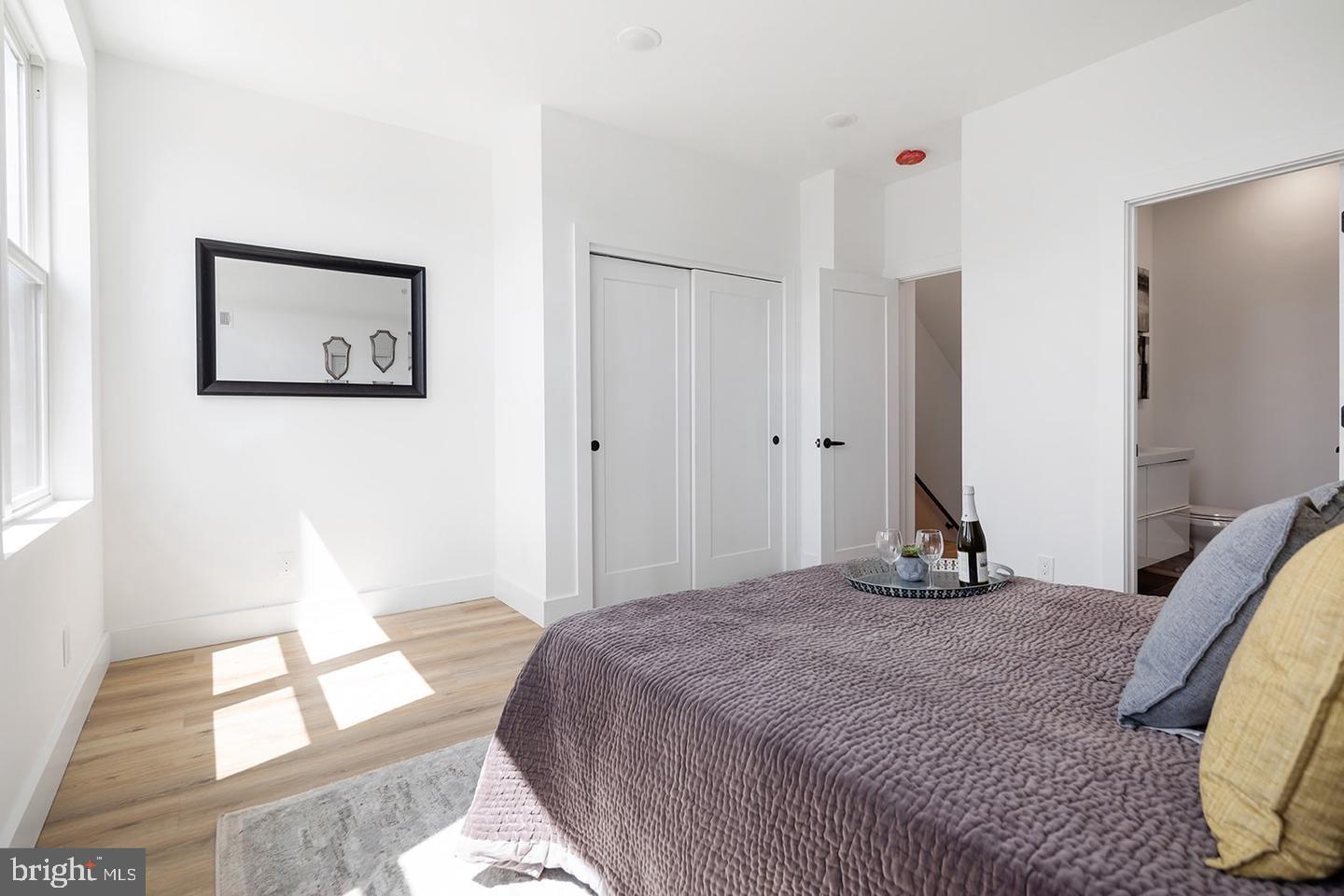 3108 Clifford St #b Property Photo 13