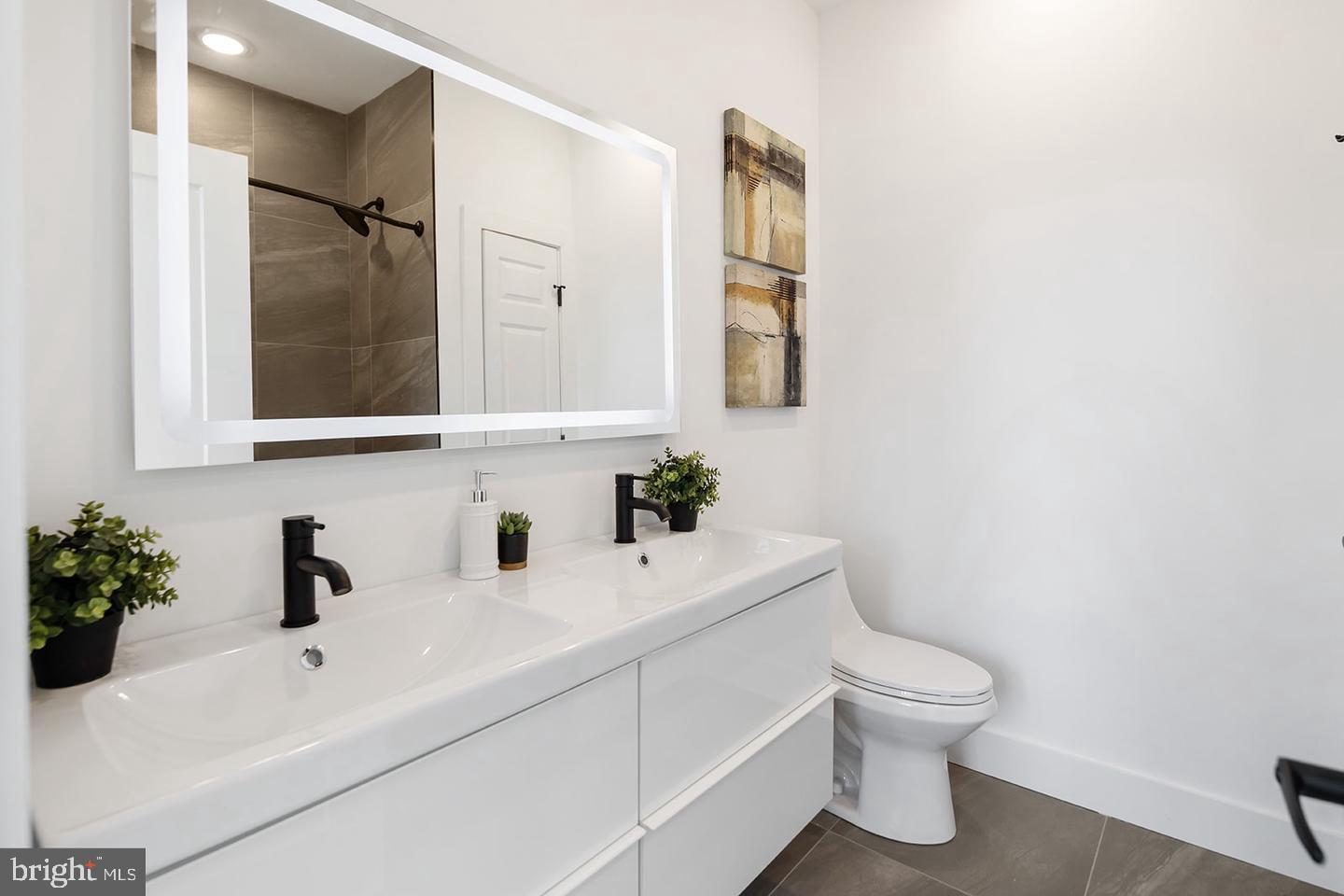 3108 Clifford St #b Property Photo 14