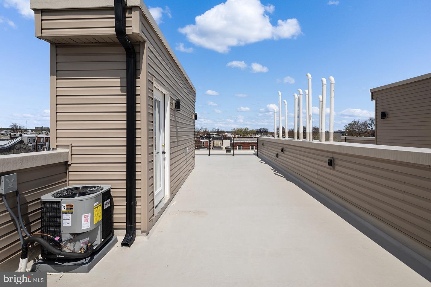 3108 Clifford St #b Property Photo 24