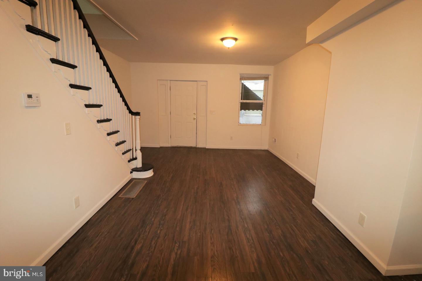 4840 Stenton Ave Property Photo 4