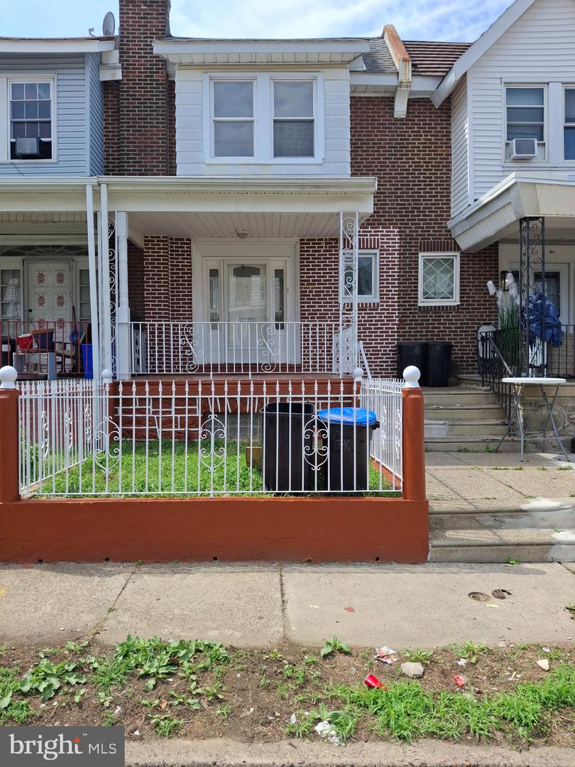 1718 BRILL ST Property Photo 1