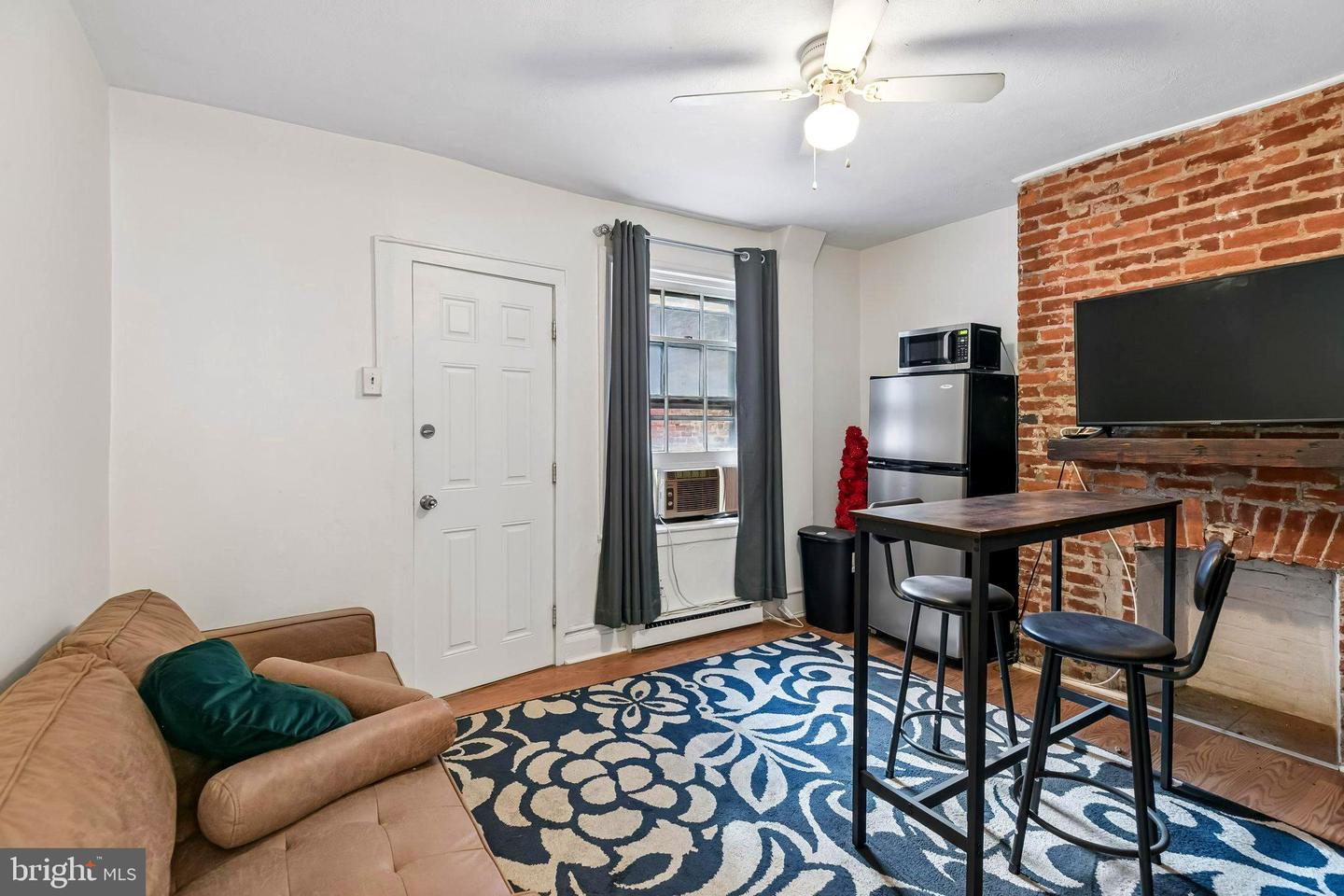320 S Juniper St #2 Property Photo 7