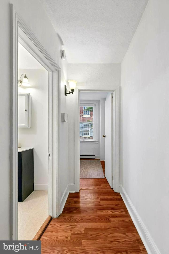 320 S Juniper St #2 Property Photo 8