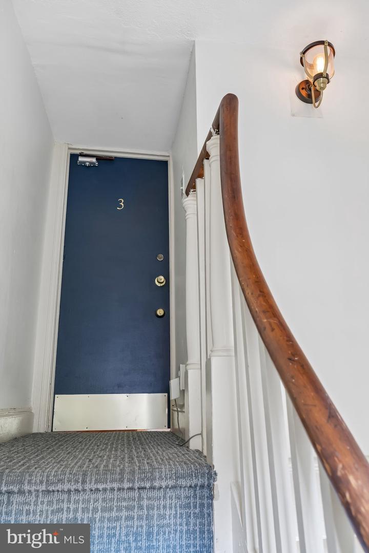 320 S Juniper St #3 Property Photo 6