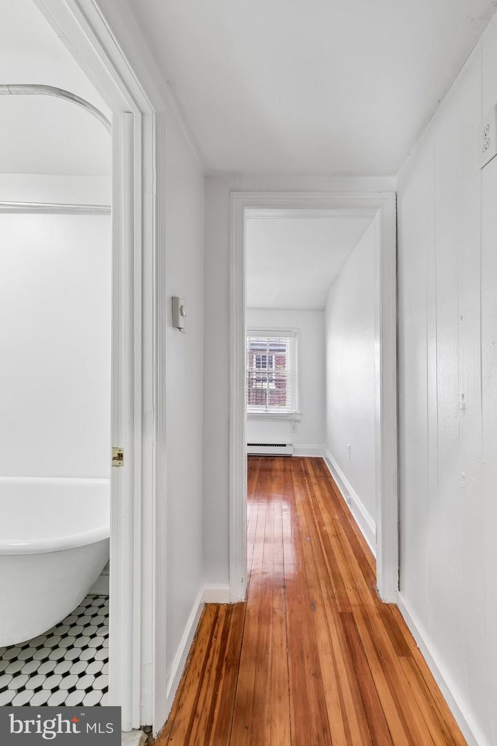 320 S Juniper St #3 Property Photo 11