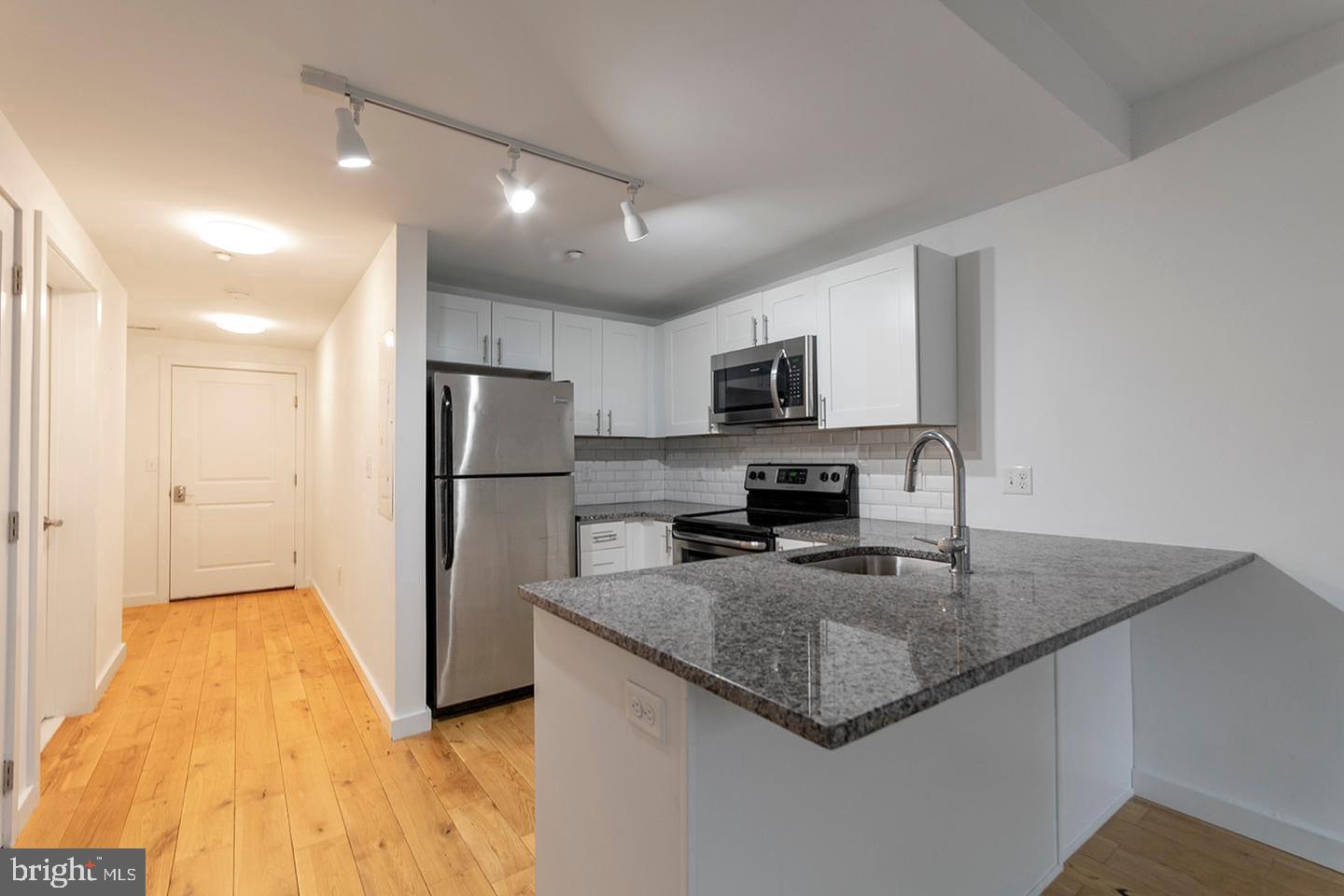 224 CHURCH ST #UNIT 304 Property Photo 1