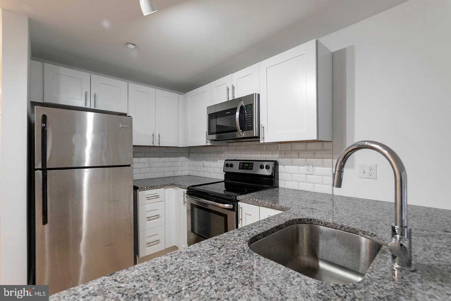 224 Church St #unit 304 Property Photo 2