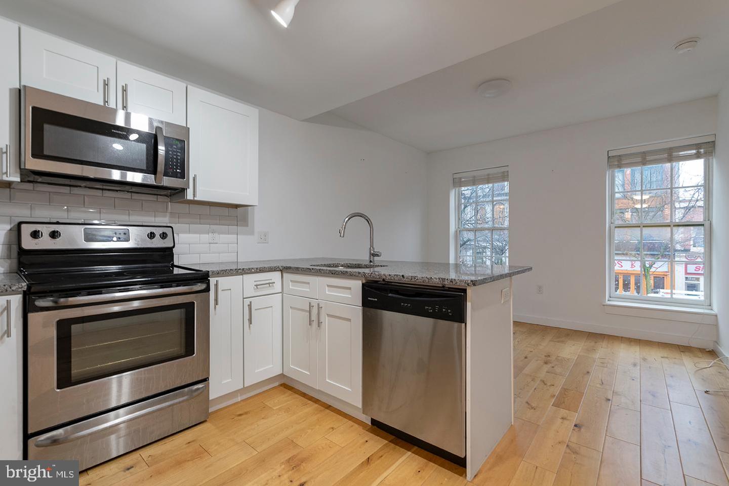 224 Church St #unit 304 Property Photo 3