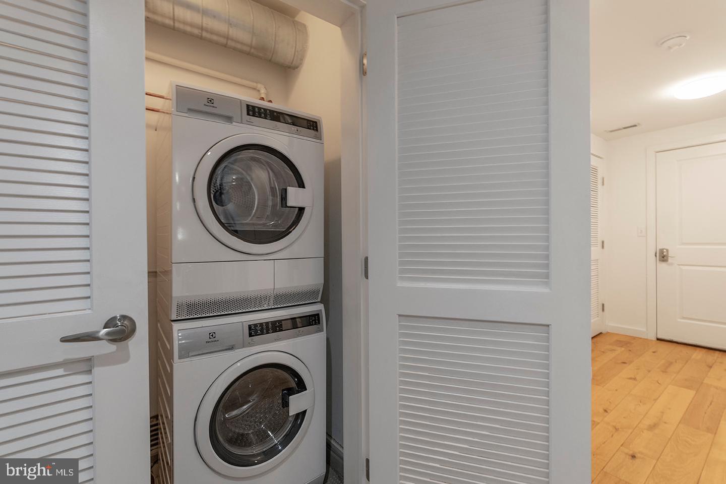 224 Church St #unit 304 Property Photo 9