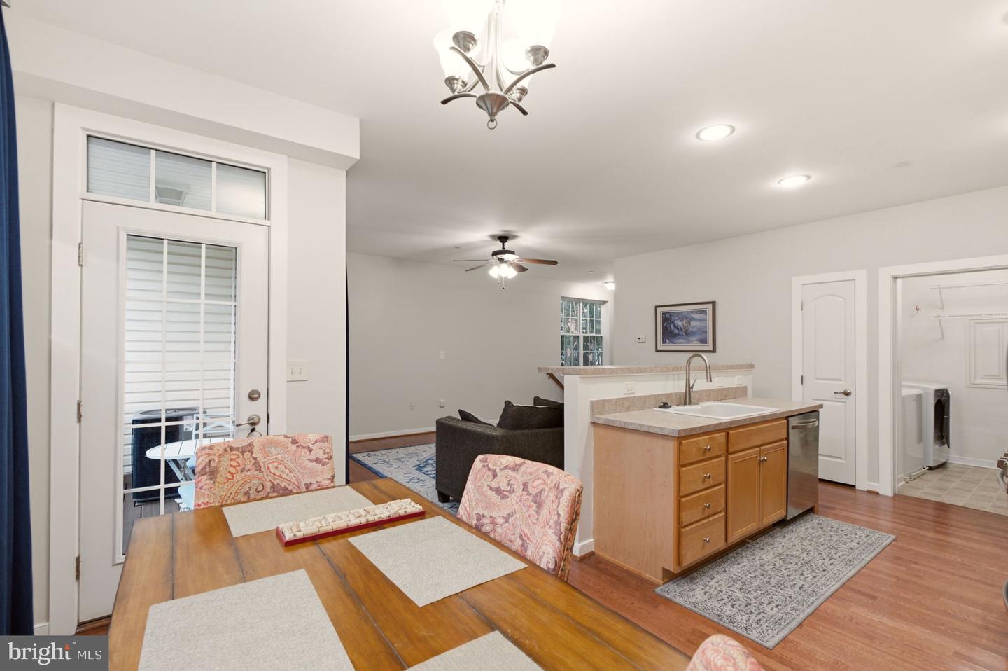 4427 Driftwood Dr #105 Property Photo 16