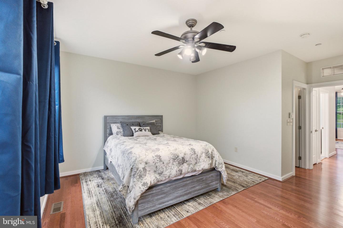 4427 Driftwood Dr #105 Property Photo 28