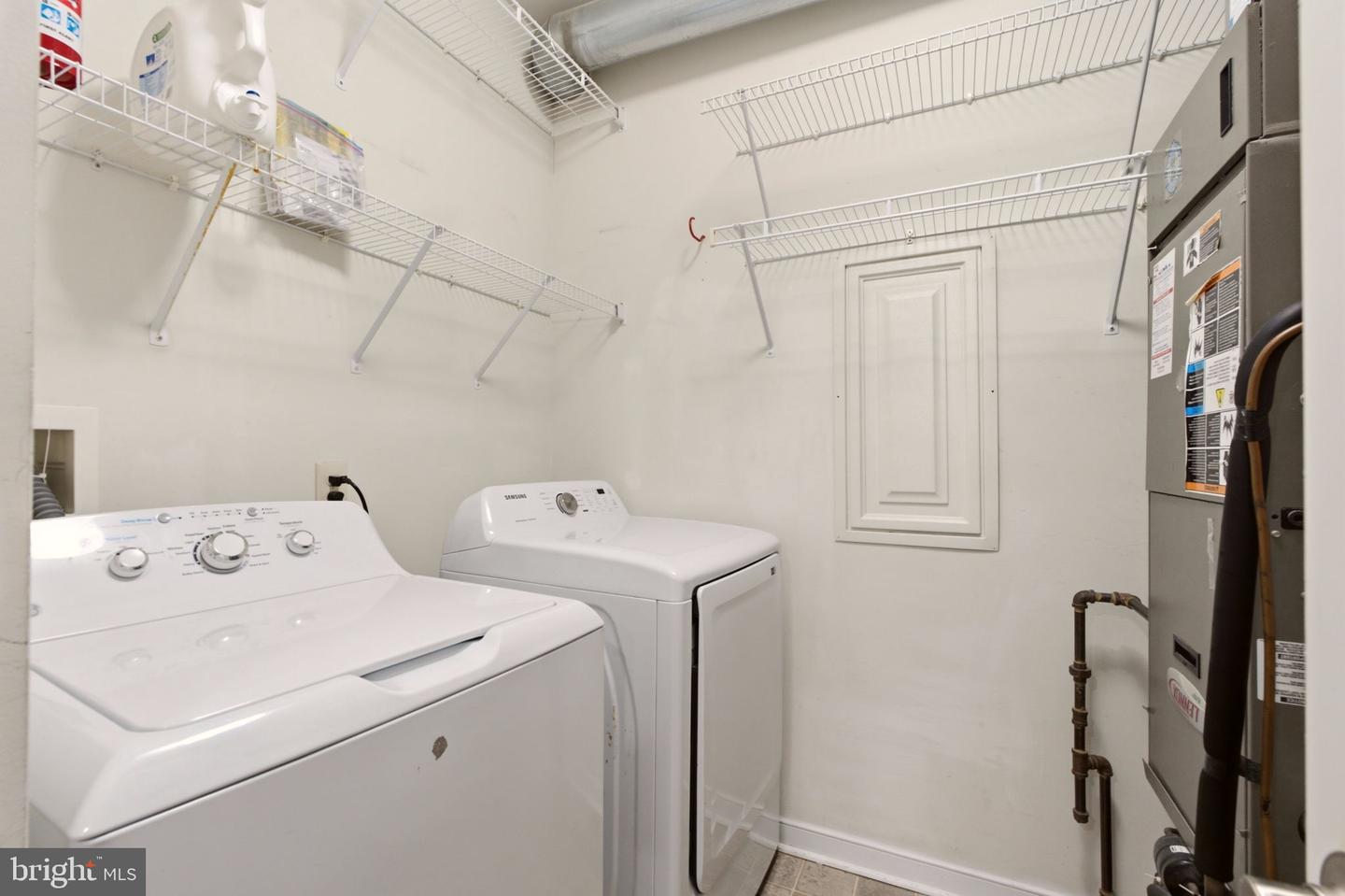 4427 Driftwood Dr #105 Property Photo 31