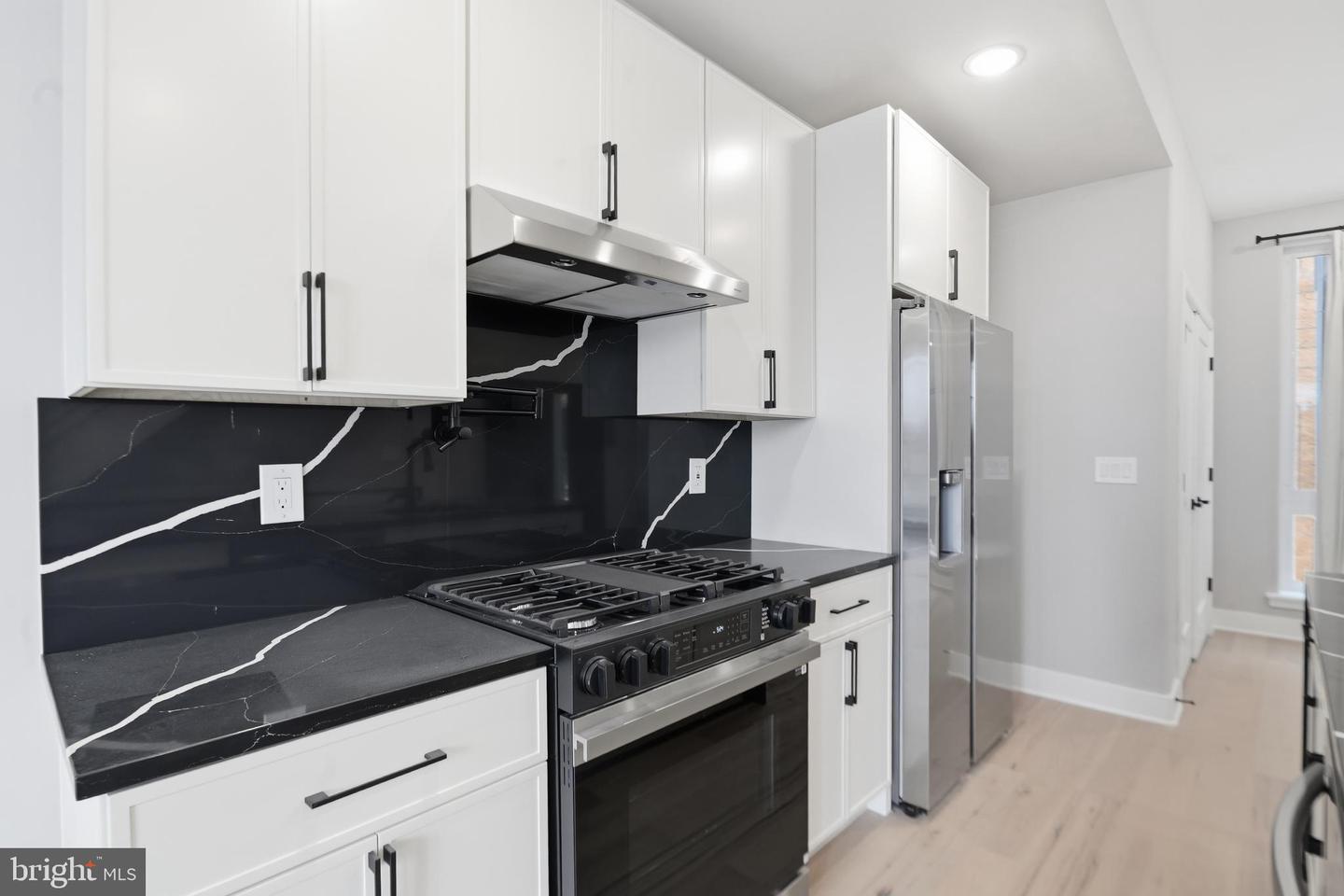 1816 E Moyamensing Ave #b Property Photo 7