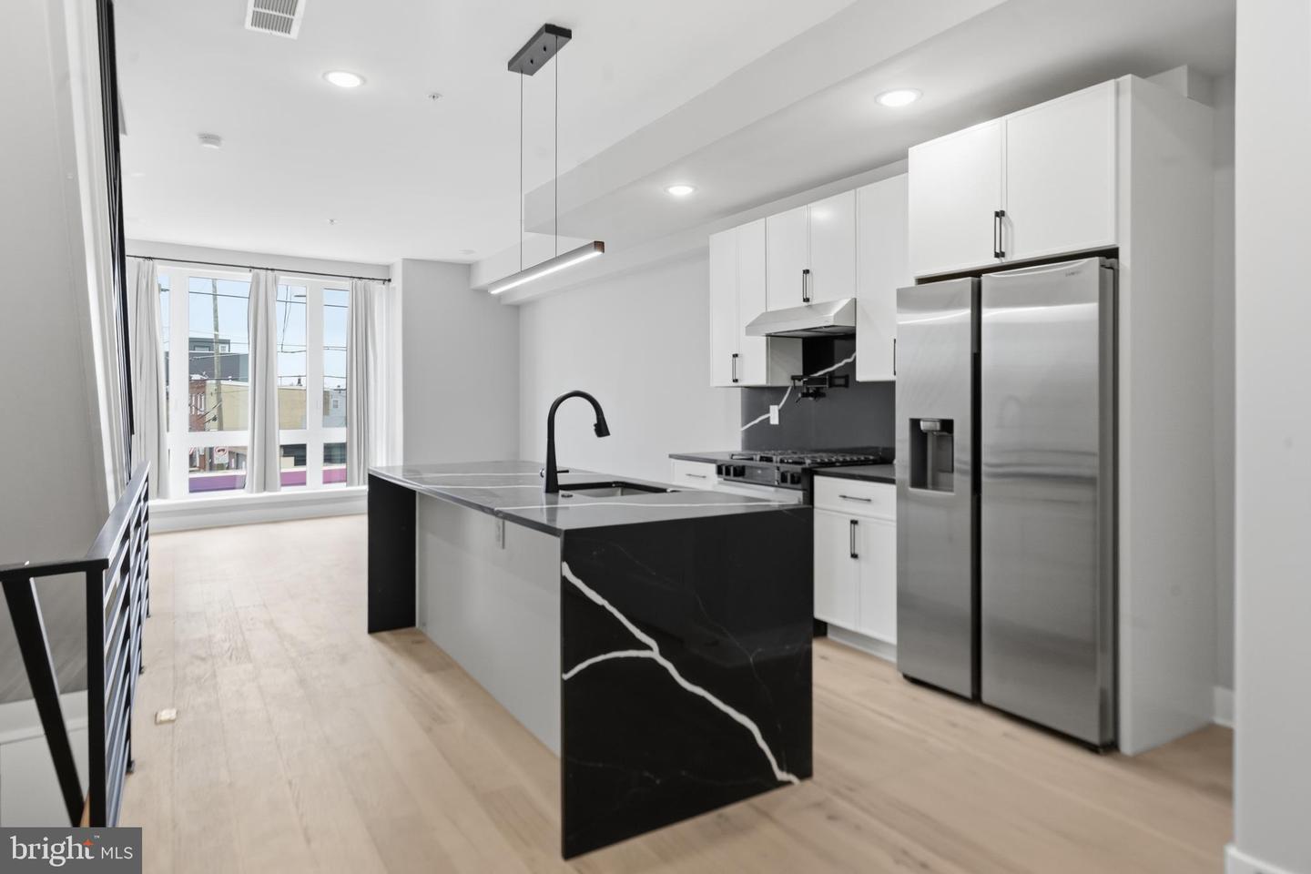 1816 E Moyamensing Ave #b Property Photo 9