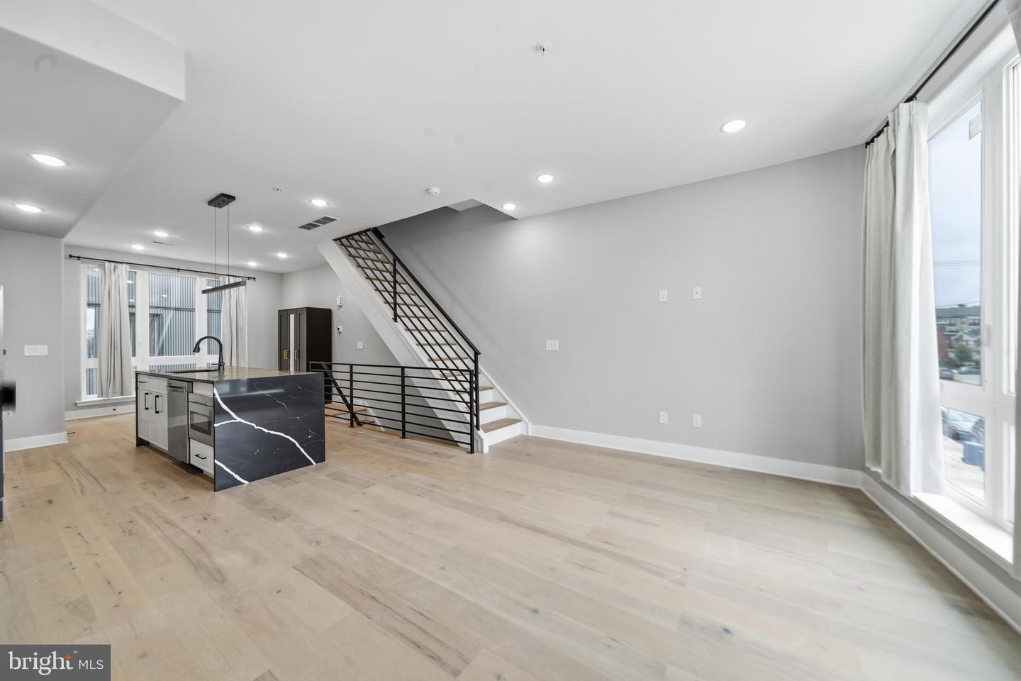 1816 E Moyamensing Ave #b Property Photo 18