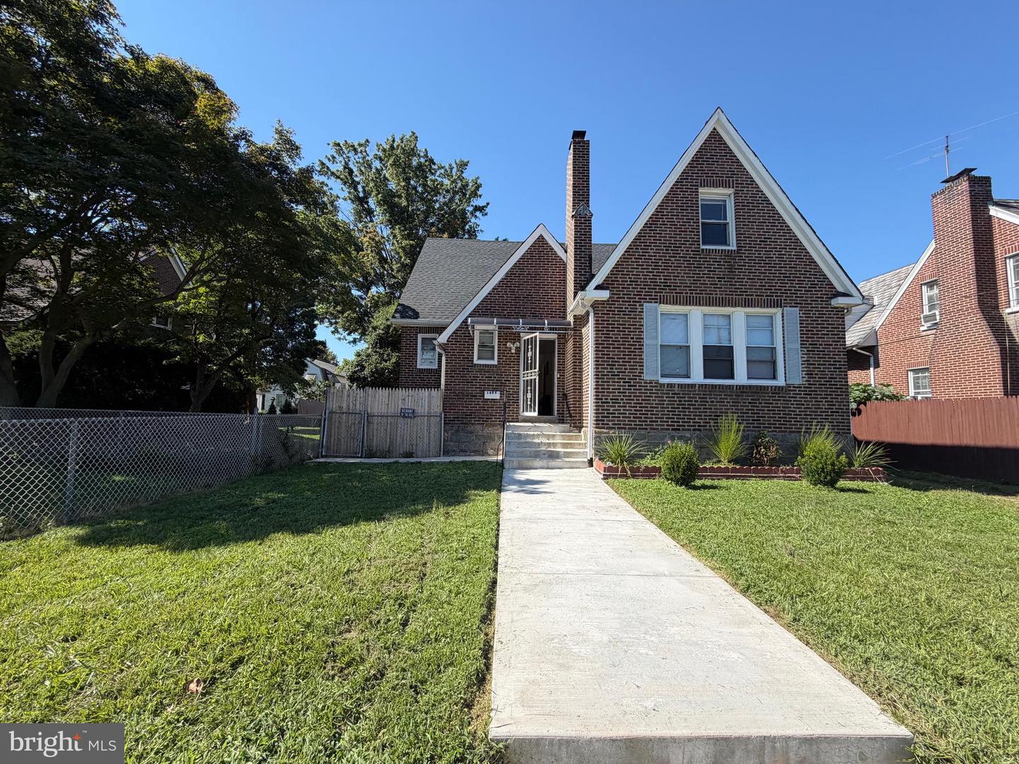 1320 Brighton St Property Photo 1