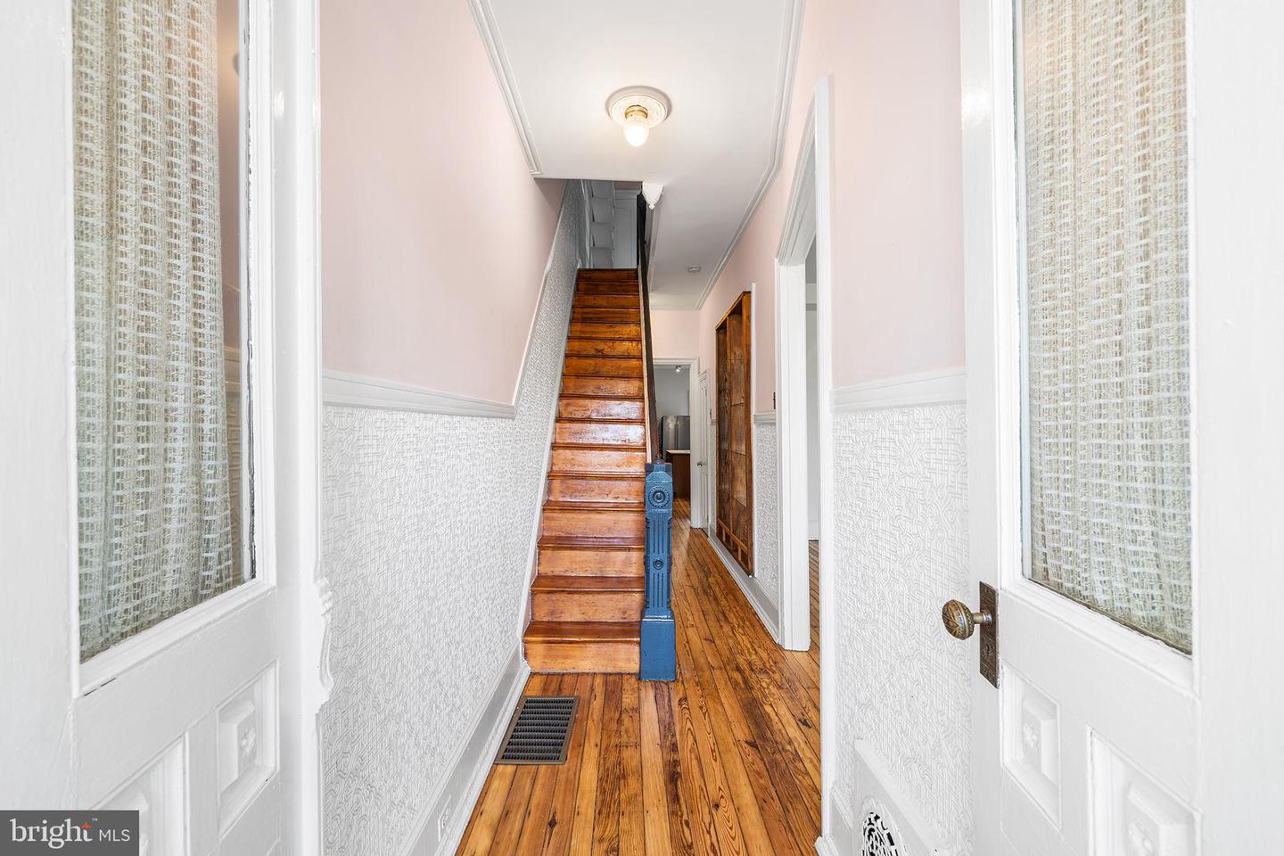 329 Tasker St Property Photo 10