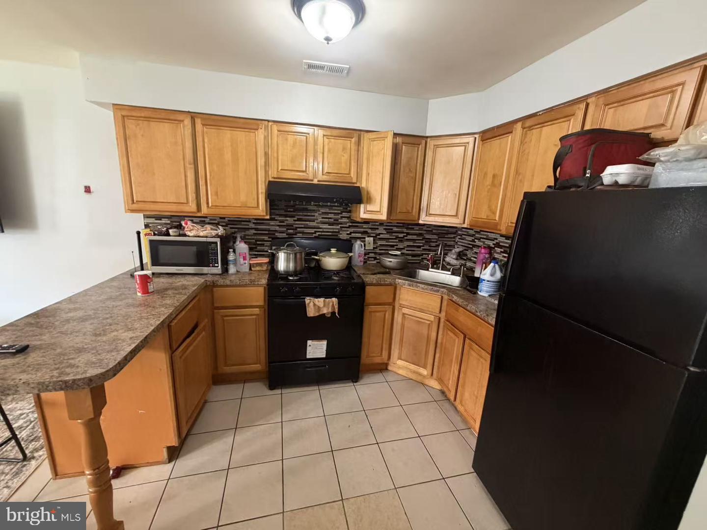 6300 Tulip St Property Photo 6