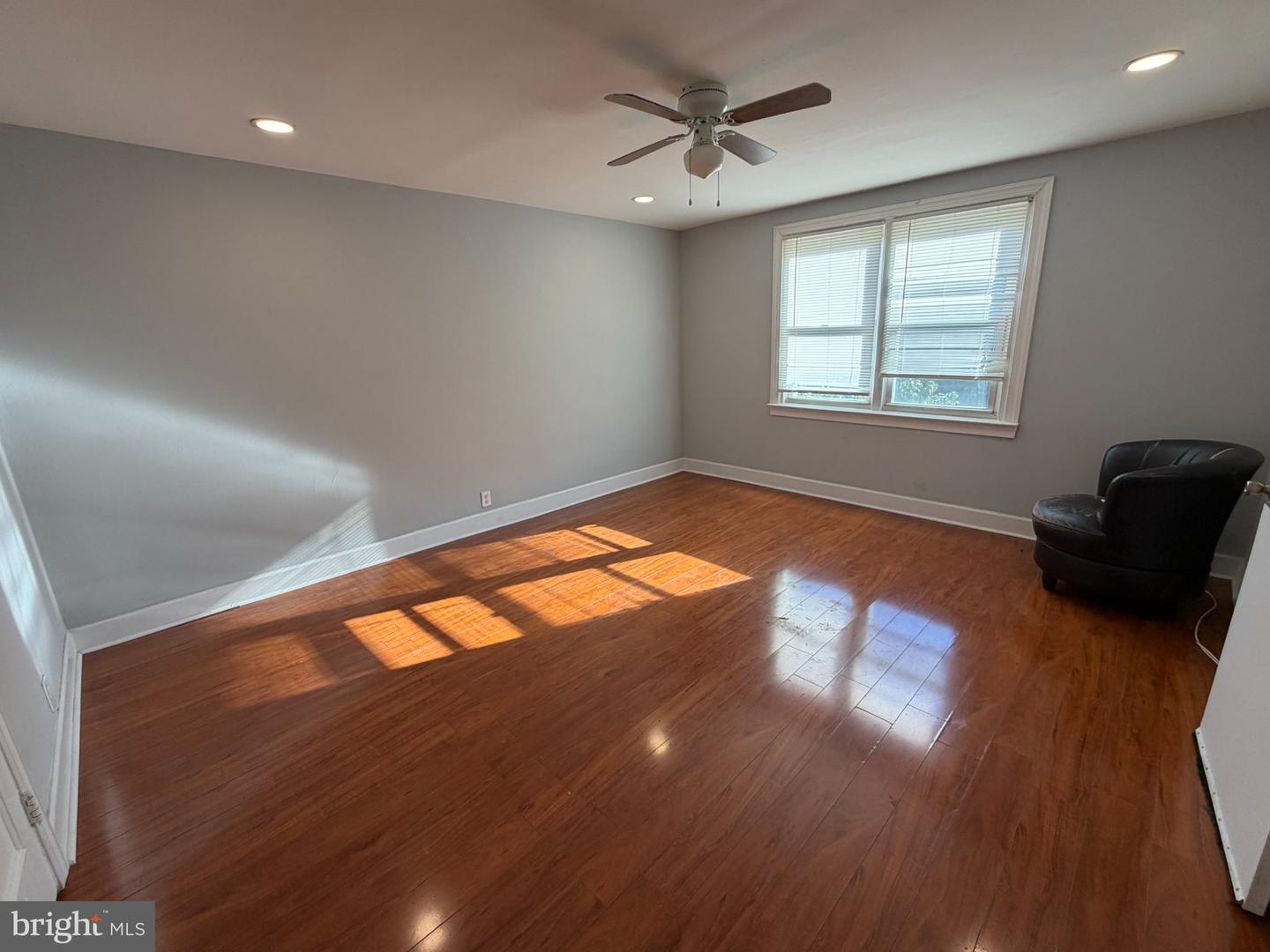 6319 Gardenia St Property Photo 3